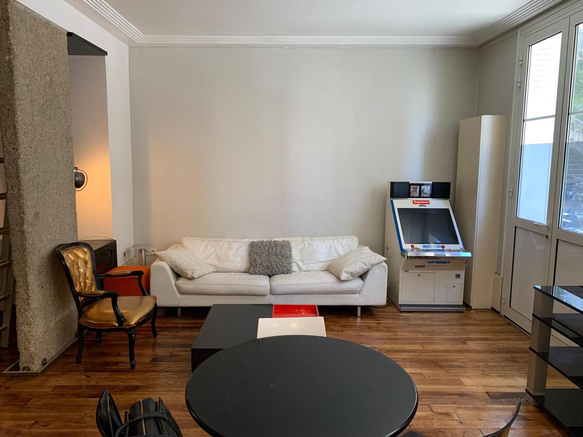 Loft Montmartre Au Pieds Des Vignes Lägenhet Paris Exteriör bild