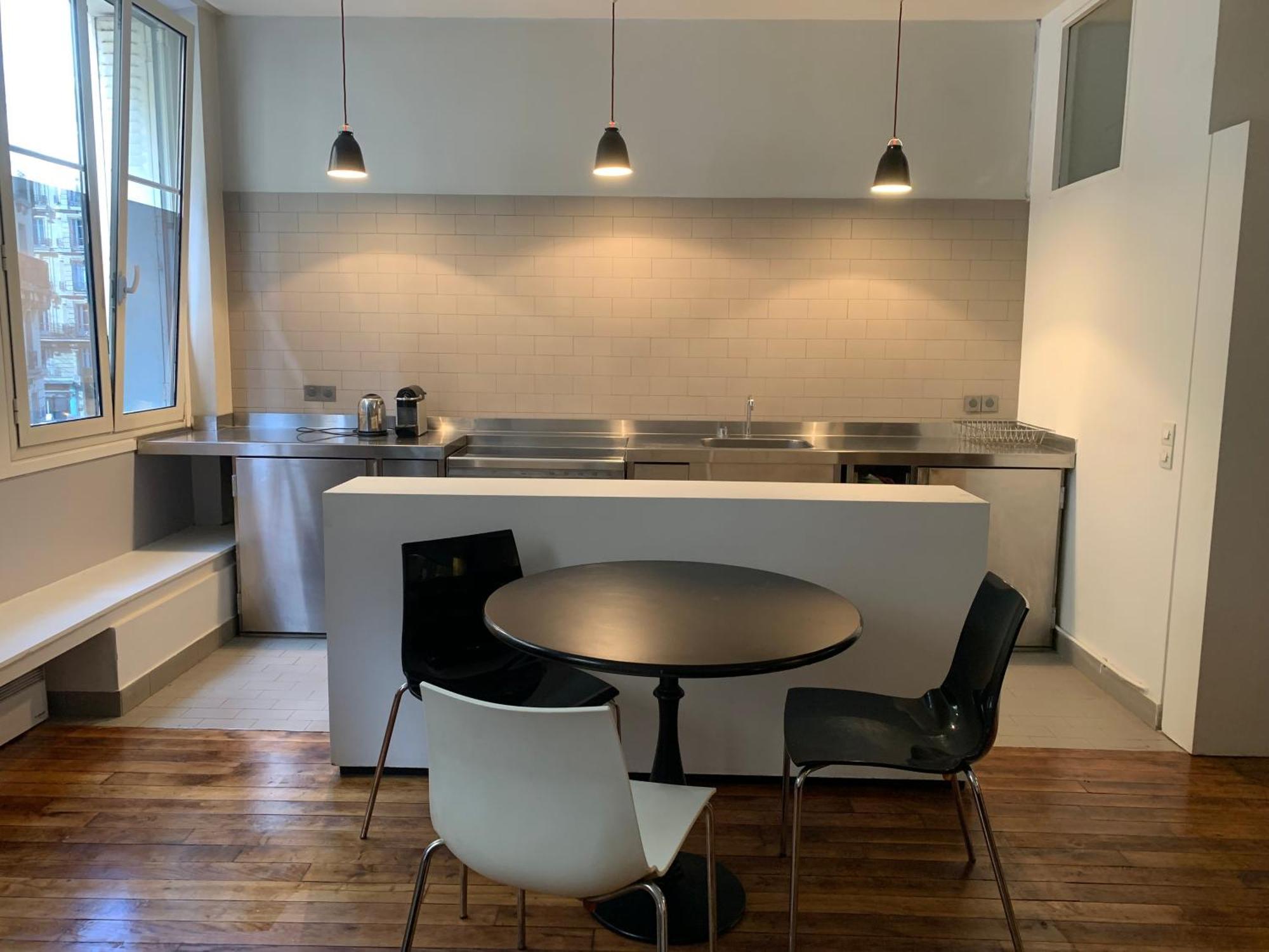 Loft Montmartre Au Pieds Des Vignes Lägenhet Paris Exteriör bild